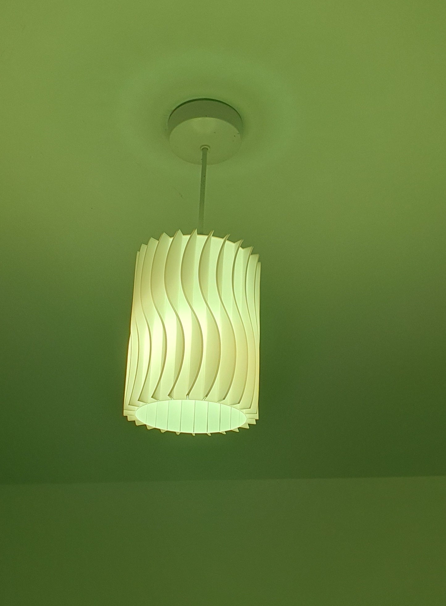 Wave design lamp shade